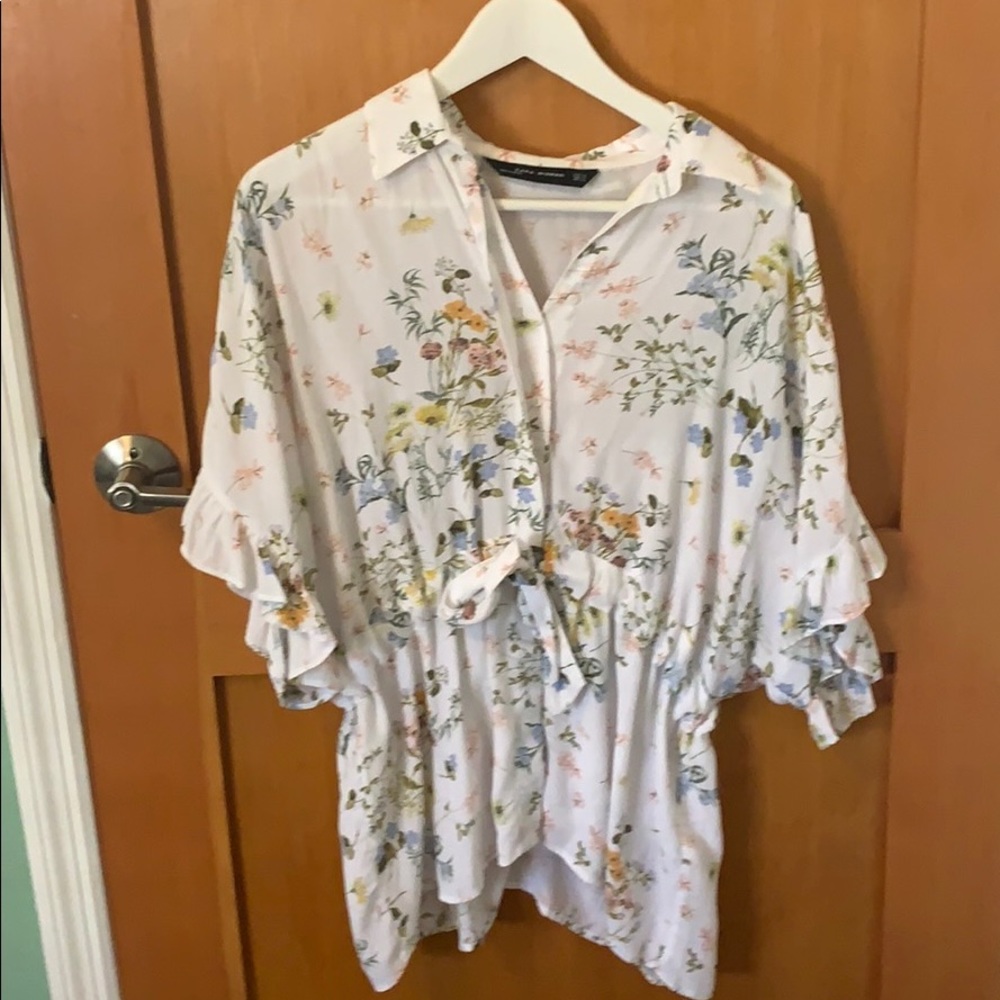 NWOT Zara top